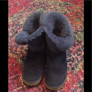 Uggs ugg boots dark indigo purple